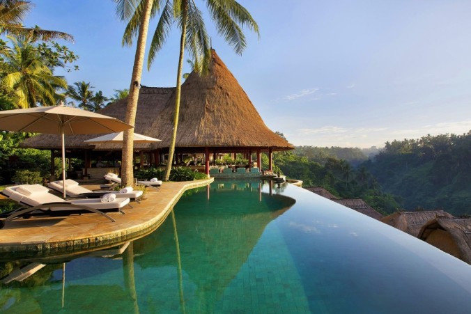 Viceroy-Bali-Main-pool-daytime-1200x801.jpg